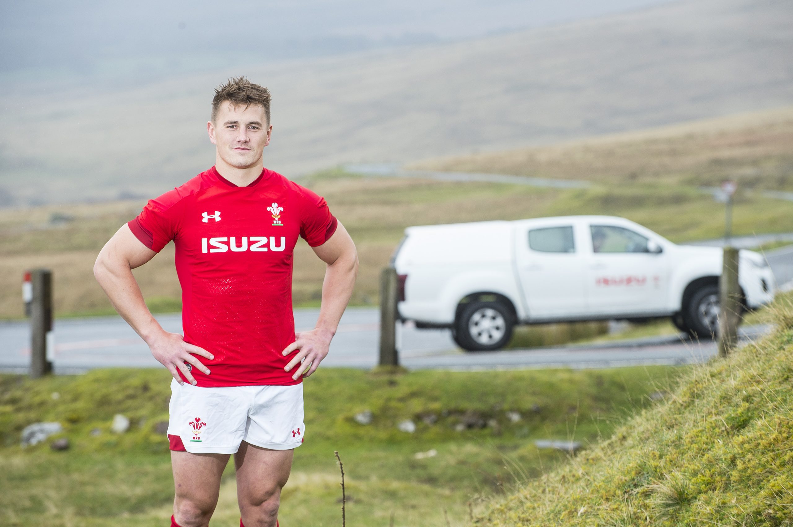 ISG secure new client ISUZU, activating their shirt partnership with the Welsh Rugby Union